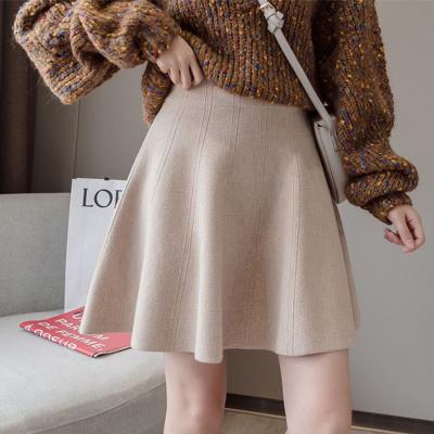 фото 1 Вязаная юбка-зонтик